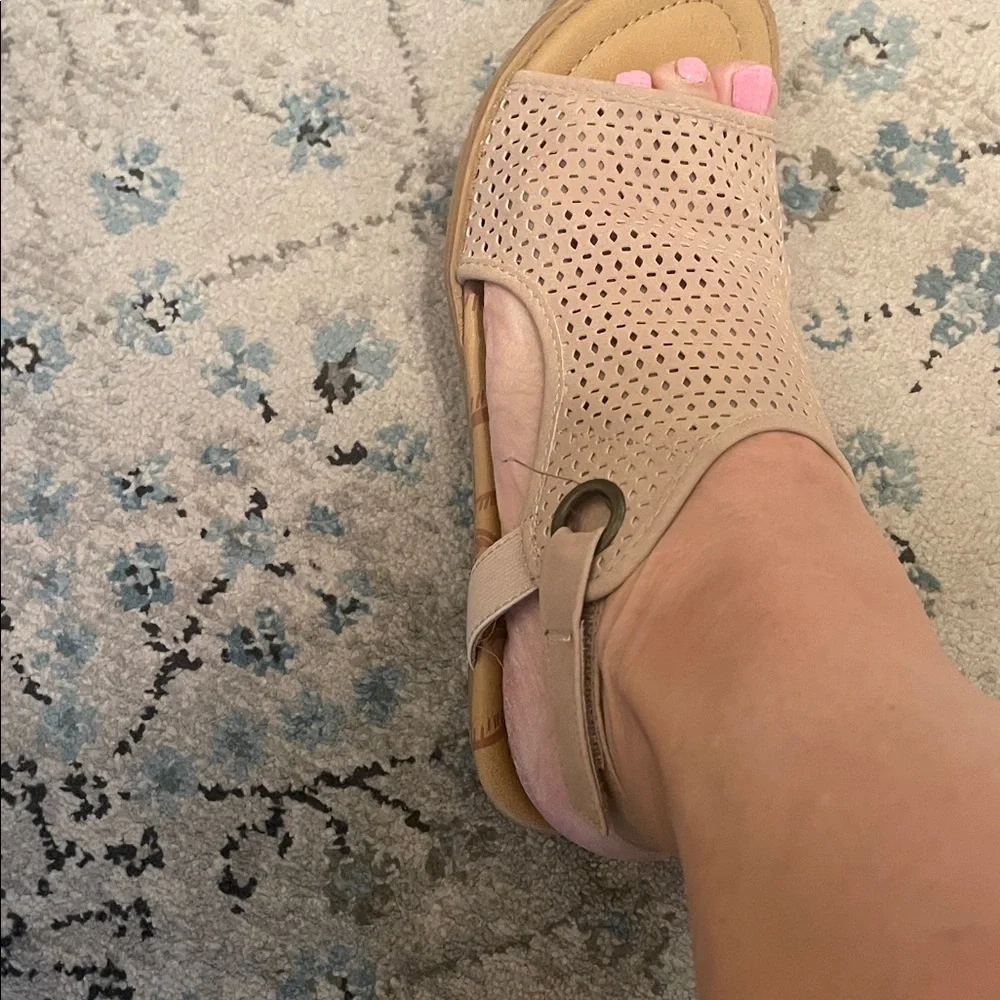 Blowfish Malibu Tan Slingback Sandals - Picture 6 of 7
